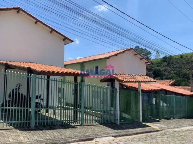 Casa em condomínio fechado com 2 quartos para alugar no São Benedito, Santa Branca  por R$ 1.000