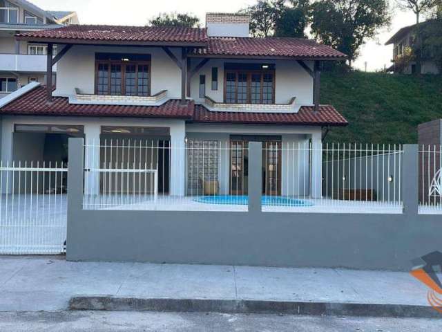 Casa com 3 dormitórios à venda, 260 m² por R$ 1.200.000,00 - Pagani - Palhoça/SC