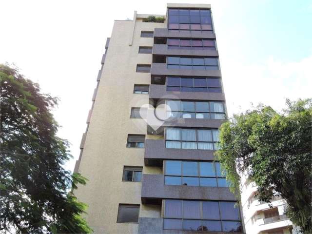 Apartamento-Porto Alegre-Auxiliadora | Ref.: REO750569