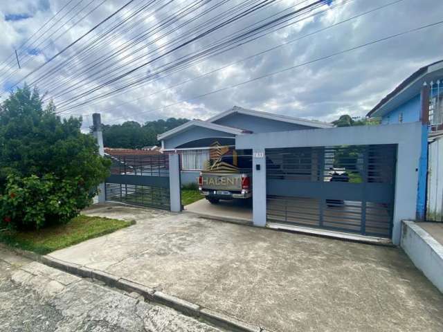 Casa com 4 quartos à venda na Rua Hilário Moro, Tingui, Curitiba, 269 m2 por R$ 950.000