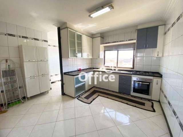 Apartamento com 3 dormitórios à venda, 111 m² por R$ 390.000,00 - Antônio Fernandes - Anápolis/GO