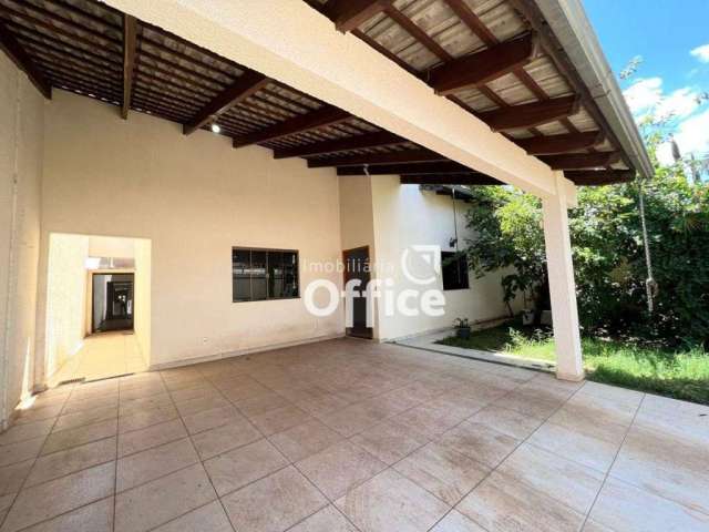 Casa com piscina, 3 Quartos à venda, 210 m² por R$ 650.000 - Parque Brasília 2ª Etapa - Anápolis/GO