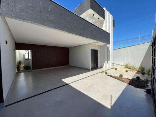 Casa com 3 Suítes à venda, 149 m² por R$ 680.000 - Jardim Itália - Anápolis/GO