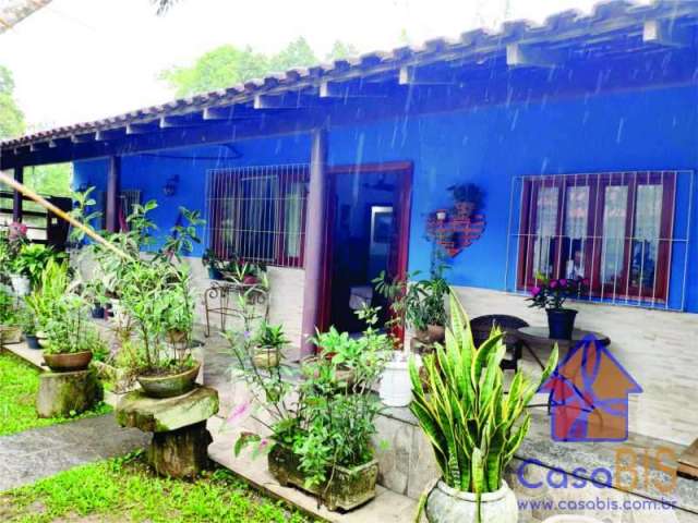Casa com 3 quartos à venda na Avenida Dedo de Deus, Cantagalo, Guapimirim, 130 m2 por R$ 600.000