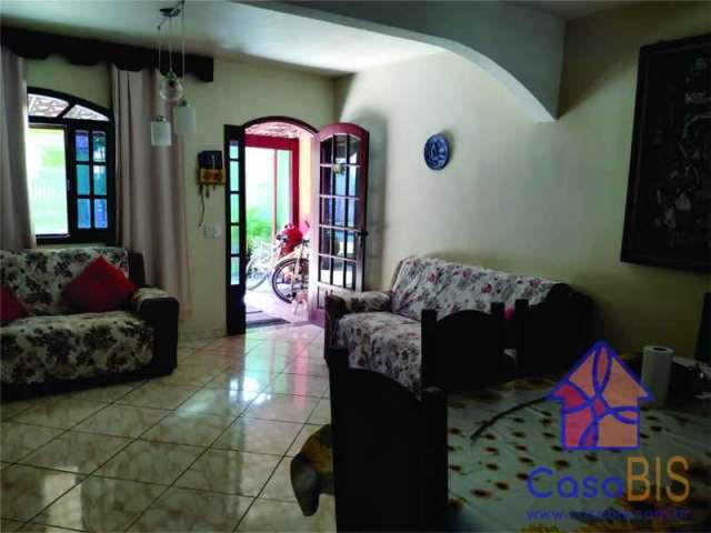 Casa com 2 quartos à venda na Rua Cantagalo, Cantagalo, Guapimirim por R$ 550.000