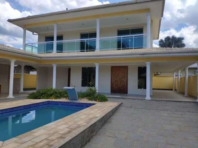 Casa com 4 quartos à venda na Avenida Dedo de Deus, Cantagalo, Guapimirim, 200 m2 por R$ 1.300.000