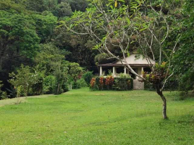 Casa com 4 quartos à venda na Avenida Dedo de Deus, Área Rural de Guapimirm, Guapimirim por R$ 750.000