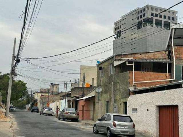 Lote/Terreno para venda tem 417 metros quadrados em Cachoeirinha - Belo Horizonte - MG