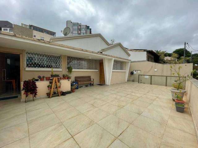 Casa para venda possui 247 metros quadrados com 3 quartos em Indaiá - Belo Horizonte - MG