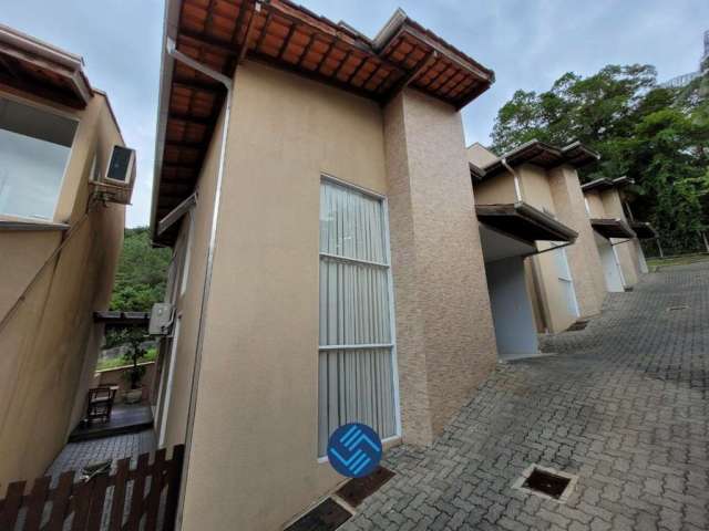 Casa com 3 quartos à venda na Rua Rosa Bielau, 78, Velha Central, Blumenau, 132 m2 por R$ 499.000