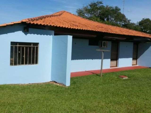Casa alvenaria no Condominio Residencial Salto Osório - Quedas do Iguaçu - PR - 3 quartos, 1 vaga de garagem, aceita-se permuta com 212 m2 de area construida e terreno de 1500 m2