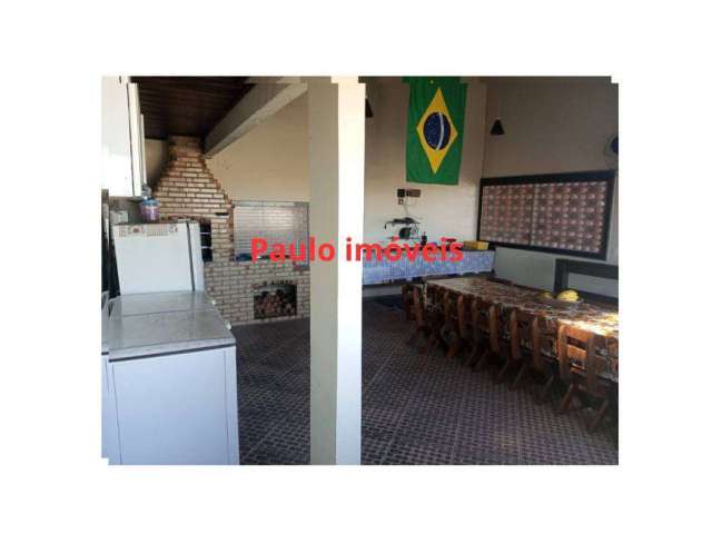 Vendo casa triplex na Vila do Sol em Cabo Frio, perto das melhores praias valor R$500.000