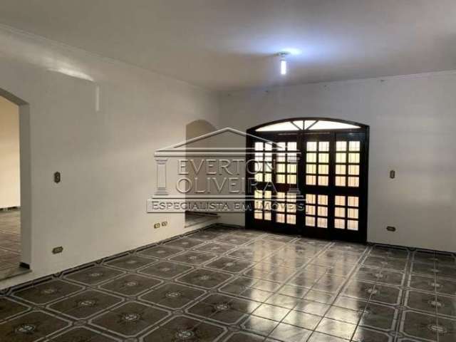 Casa com 4 quartos à venda no Jardim Santa Maria, Jacareí  por R$ 780.000