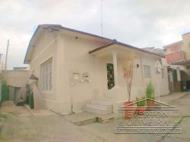 Casa com 3 quartos à venda no Jardim Bela Vista, Jacareí , 220 m2 por R$ 630.000