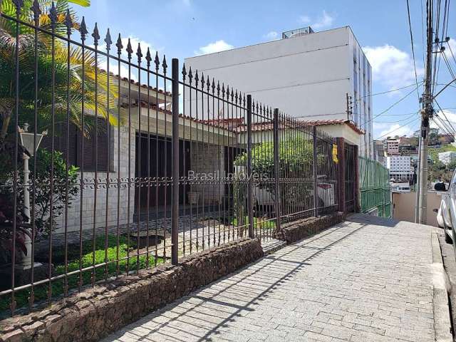 Casa comercial para alugar na Rua Delfim Moreira, Centro, Juiz de Fora, 200 m2 por R$ 6.000