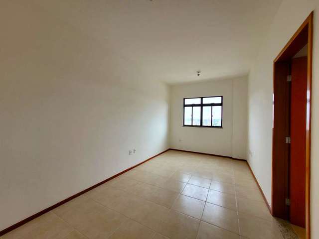 Apartamento com 2 quartos para alugar na Avenida Barão do Rio Branco, Centro, Juiz de Fora, 65 m2 por R$ 1.100