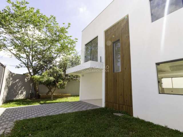 Casa com 3 quartos à venda na Rua Odith Mallmann dos Santos, 37, Maria Antonieta, Pinhais, 116 m2 por R$ 690.000