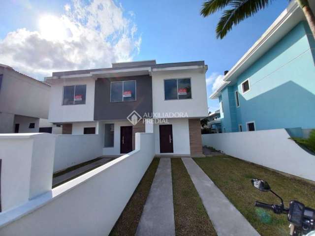 Casa com 2 quartos à venda na Rua da Quaresmeira Roxa, 309, Cachoeira do Bom Jesus, Florianópolis, 129 m2 por R$ 850.000