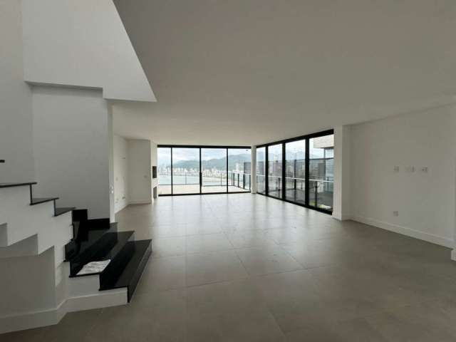 Casa com 4 quartos à venda na 109  O, 391, Canto da Praia, Itapema, 376 m2 por R$ 5.841.023