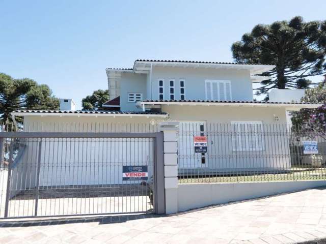 Casa com 5 quartos à venda na JOSE BONIFACIO, 360, Centro, São Francisco de Paula, 360 m2 por R$ 1.700.000