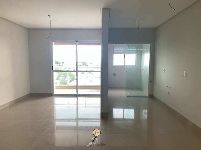 Apartamento 3dorm 01 suite funcional e bem localizado à venda em Criciúma/SC
