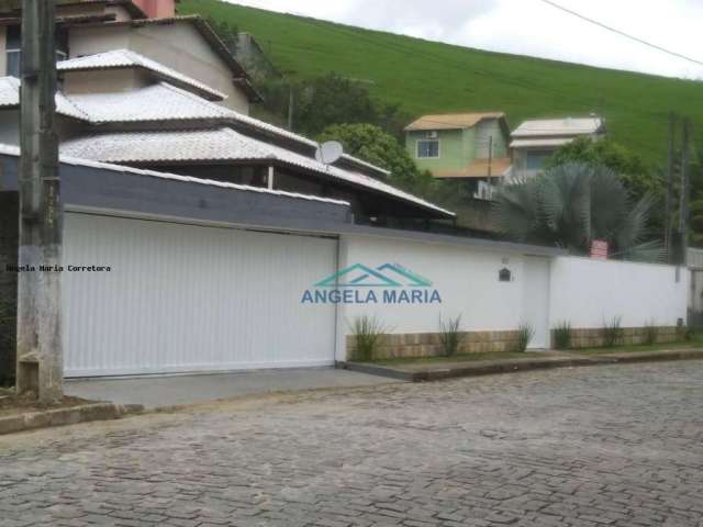 Casa com 3 dormitórios à venda, 160 m² por R$ 560.000,00 - Centro - Casimiro de Abreu/RJ
