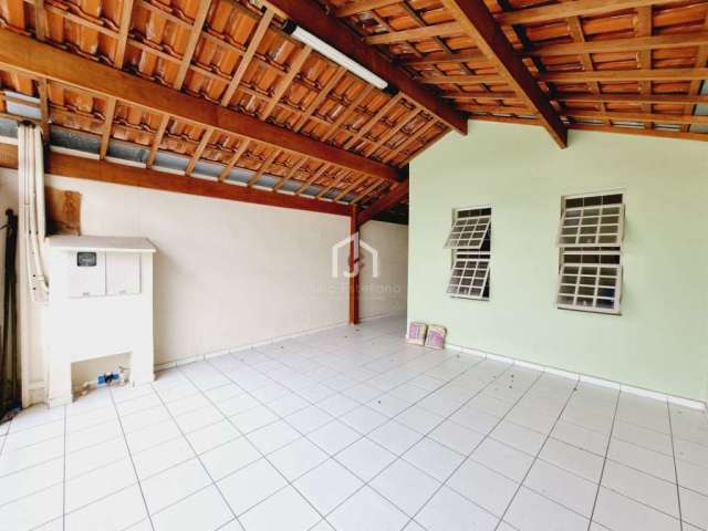 Casa com 2 quartos à venda no Esplanada Independência, Taubaté  por R$ 340.000