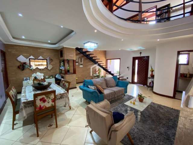 Casa com 3 quartos à venda no Monte Belo, Taubaté  por R$ 1.010.000