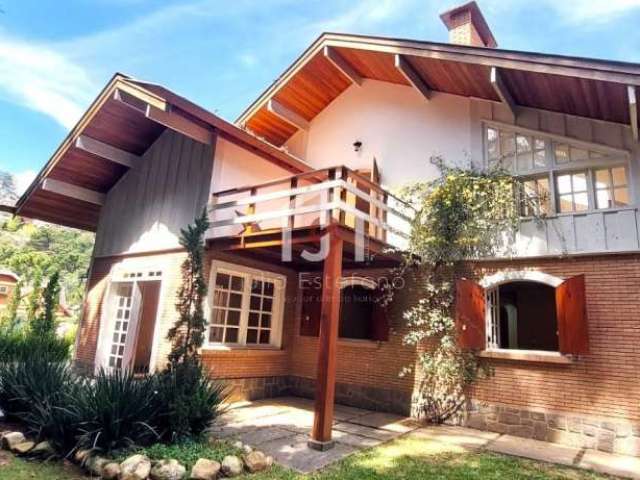 Casa com 3 quartos à venda no Recanto Feliz, Campos do Jordão  por R$ 2.190.000