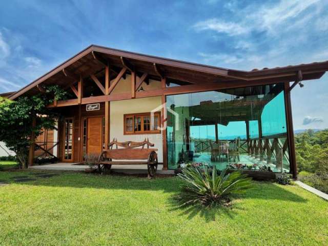 Casa em condomínio fechado com 3 quartos à venda no Sertãozinho, Santo Antônio do Pinhal  por R$ 1.750.000