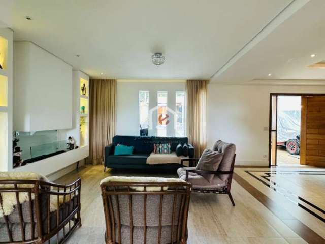 Casa com 4 quartos à venda no Alto da Boa Vista, Campos do Jordão  por R$ 2.300.000