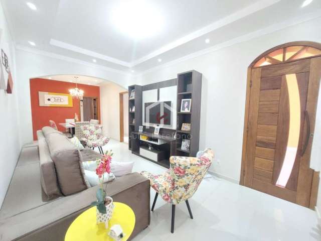 Casa com 3 quartos à venda na Vila Rica, Pindamonhangaba  por R$ 490.000