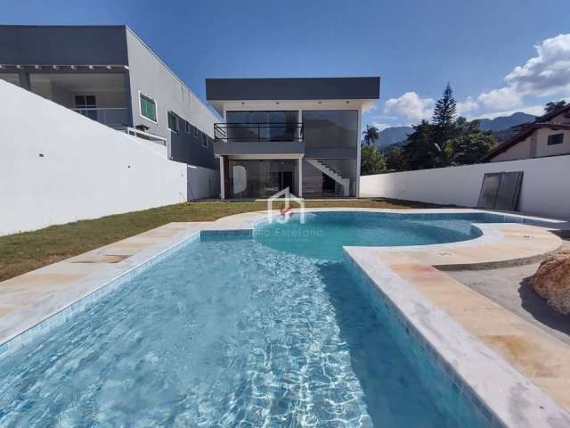 Casa em condomínio fechado com 4 quartos à venda em Horto Florestal, Ubatuba  por R$ 1.390.000