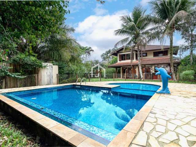 Casa com 3 quartos à venda no Parque Vivamar, Ubatuba  por R$ 1.900.000