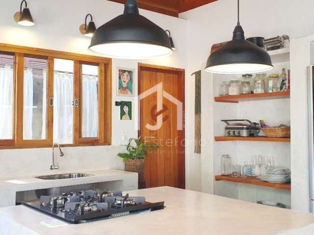 Casa com 5 quartos à venda em Itaguá, Ubatuba  por R$ 1.590.000