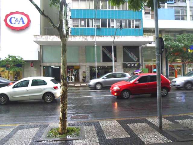 Imóvel comercial no Centro de Curitiba