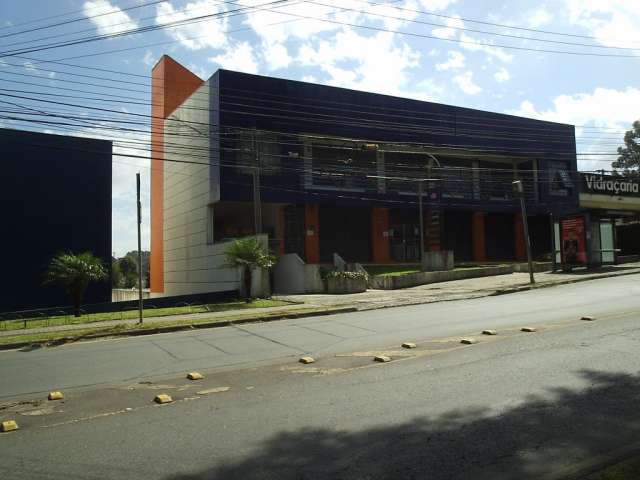 Sala comercial com BWC na Av. Monteiro Tourinho