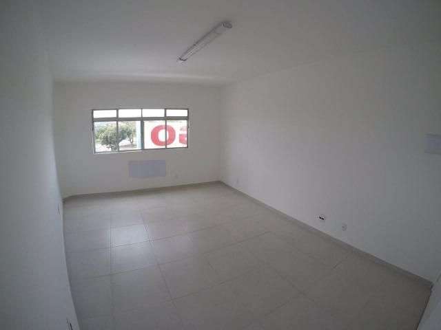 Conjunto para alugar, 45 m² por R$ 1.000,00/ano - Ponta da Praia - Santos/SP