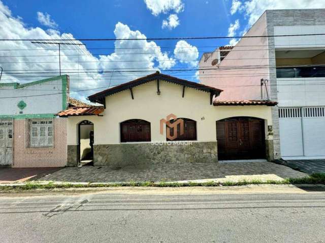 Casa com 2 dormitórios à venda, 116 m² por R$ 300.000,00 - Centro - Bezerros/PE