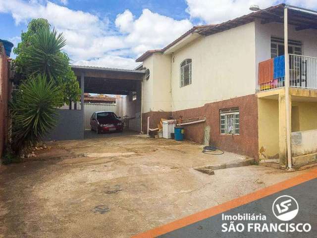 Casa à venda, 3 quartos, 3 vagas, Esplanada - Pará de Minas/MG