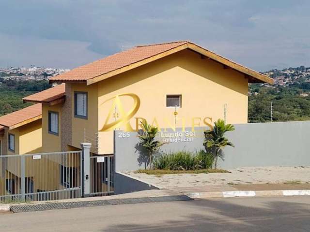 Casa em condomínio fechado com 3 quartos à venda no Jardim São Felipe, Atibaia  por R$ 350.000