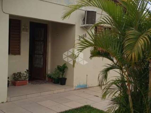 Casa de 03 dormitórios à venda no Bairro Pinheiro Machado em Santa Maria/RS