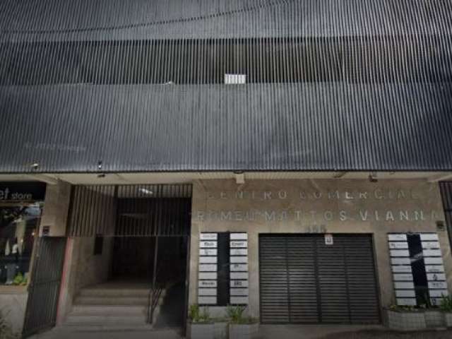 Loja com banheiro e garagem - Av. dos Andradas, Centro/ Morro da Glória