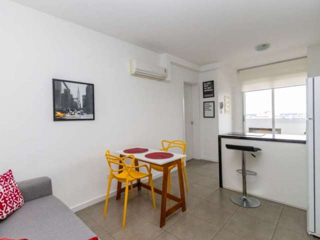 Apartamento com 1 quarto para alugar na Avenida Cândido de Abreu, 70, Centro Cívico, Curitiba, 38 m2 por R$ 2.550