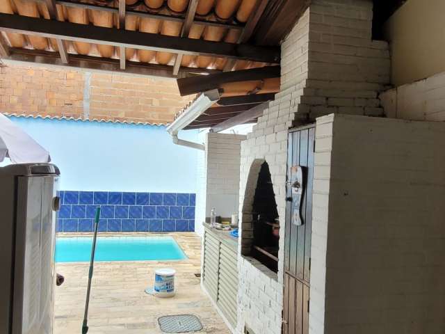 Casa linear em condomínio na Iaraquã; casa de condomínio 3 quartos.