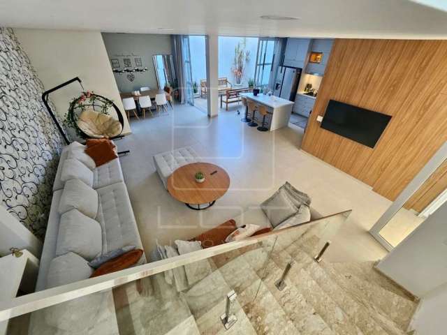 Casa com 4 quartos à venda no Jardim Silvestre II, Amparo , 240 m2 por R$ 1.250.000