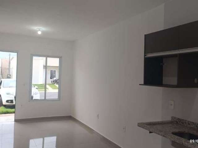 Casa em condomínio fechado com 1 quarto para alugar na R. Cardeal, S/N, Osmar Cabral, Cuiabá por R$ 1.600