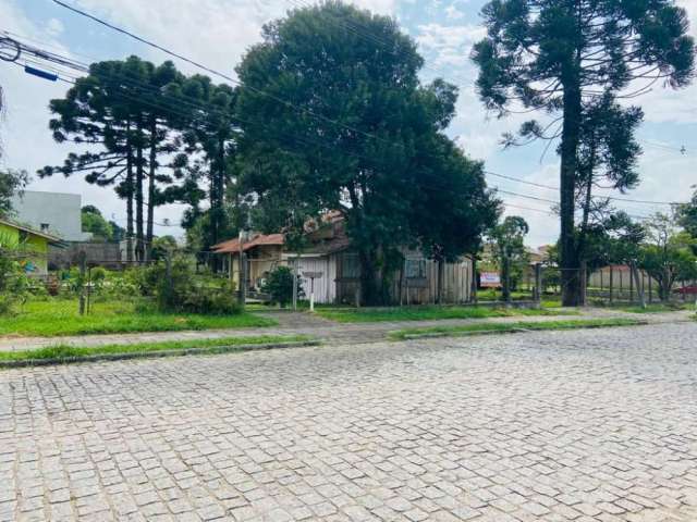 Terreno à venda no Guatupê, São José dos Pinhais  por R$ 950.000