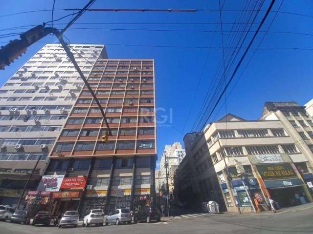 Amplo apartamento de com 68,97m², 1 dormitórios, localizado no bairro Centro em Porto Alegre.