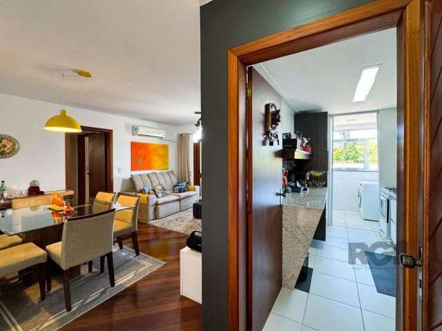 Excelente apartamento semi mobiliado no Bairro Vila Assunção&lt;BR&gt;&lt;BR&gt;Living em dois ambientes, sacada com churrasqueira, vista para o Guaíba, cozinha planejada e lavanderia.&lt;BR&gt;&lt;BR